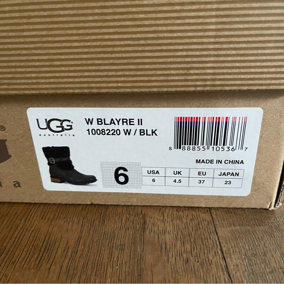 ❄️ UGG Blayre II Boots - Picture 3 of 13